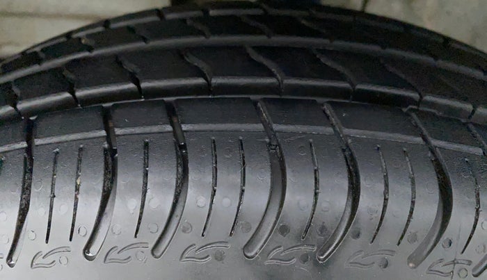 2021 Maruti S PRESSO VXI PLUS, Petrol, Manual, 700 km, Left Front Tyre Tread