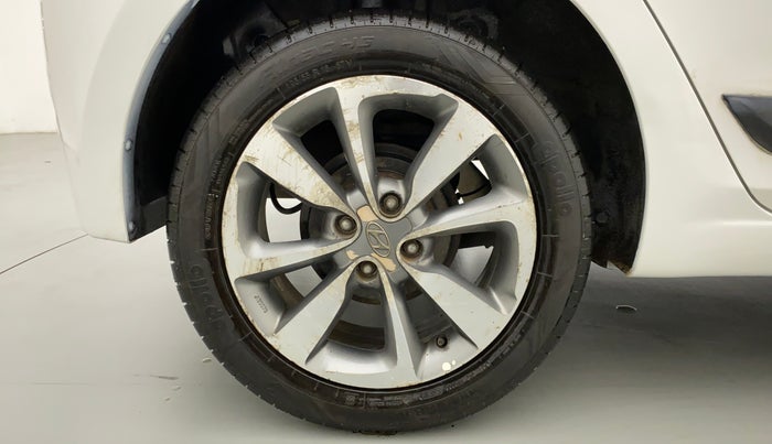 2015 Hyundai Elite i20 ASTA 1.2, Petrol, Manual, 71,990 km, Right Rear Wheel