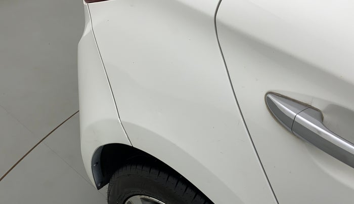 2015 Hyundai Elite i20 ASTA 1.2, Petrol, Manual, 71,990 km, Right quarter panel - Slightly dented