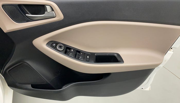 2015 Hyundai Elite i20 ASTA 1.2, Petrol, Manual, 71,990 km, Driver Side Door Panels Control
