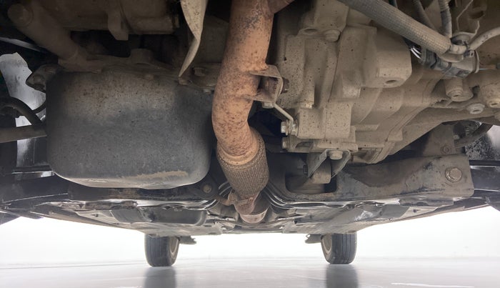 2016 Volkswagen Ameo HIGHLINE 1.2, Petrol, Manual, 30,483 km, Front Underbody