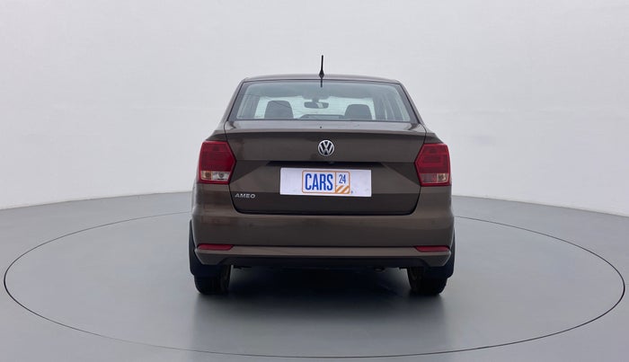 2016 Volkswagen Ameo HIGHLINE 1.2, Petrol, Manual, 30,483 km, Back/Rear