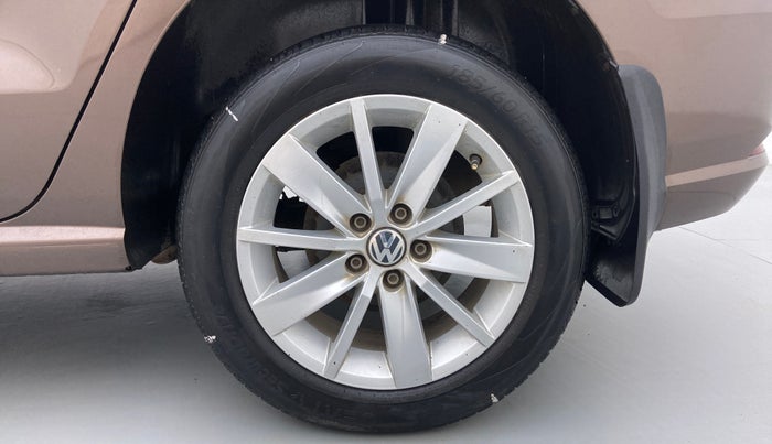 2016 Volkswagen Ameo HIGHLINE 1.2, Petrol, Manual, 30,483 km, Left Rear Wheel