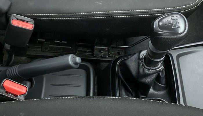 2020 Datsun Redi Go A, Petrol, Manual, 7,206 km, Gear Lever