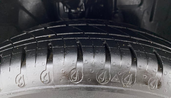 2020 Datsun Redi Go A, Petrol, Manual, 7,206 km, Right Front Tyre Tread