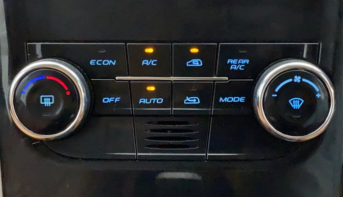 2020 Mahindra XUV500 W9, Diesel, Manual, 36,449 km, Automatic Climate Control