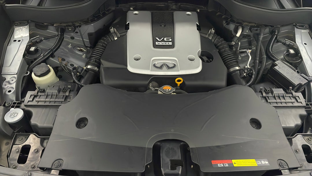 Open Bonnet (Engine)