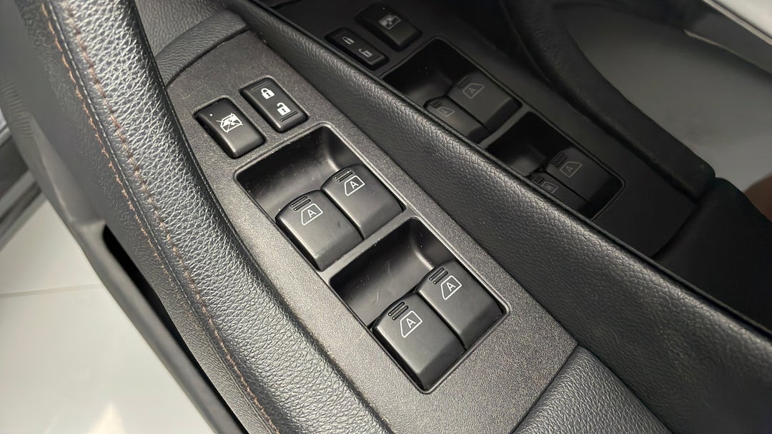Drivers Side Door Panel Controls