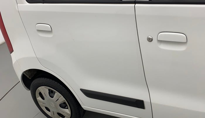 2014 Maruti Wagon R 1.0 VXI, Petrol, Manual, 33,407 km, Right rear door - Minor scratches
