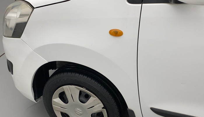 2014 Maruti Wagon R 1.0 VXI, Petrol, Manual, 33,407 km, Left fender - Paint has minor damage