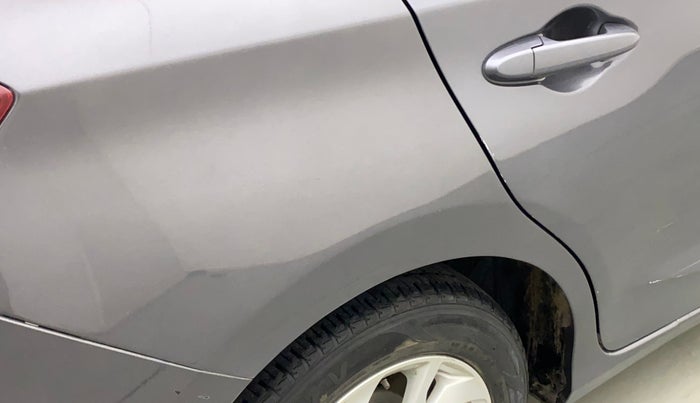 2018 Honda Amaze 1.2L I-VTEC V CVT, Petrol, Automatic, 72,068 km, Right quarter panel - Minor scratches