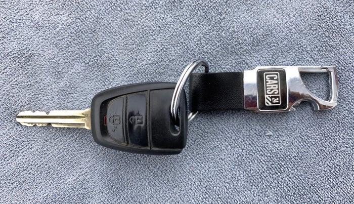 2015 Hyundai Grand i10 SPORTZ 1.2 KAPPA VTVT, Petrol, Manual, 53,556 km, Key Close Up