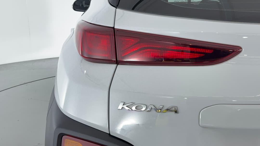 2017 Hyundai Kona Active (FWD), Automatic, 125901 km, Badge (Boot Left Side)