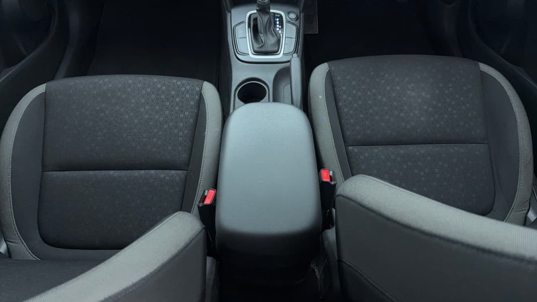 2017 Hyundai Kona Active (FWD), Automatic, 125901 km, Center Console