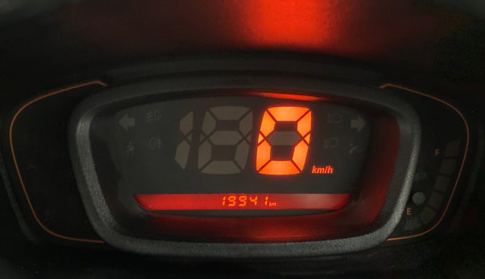 2016 Renault Kwid RXT, Petrol, Manual, 19,940 km, Odometer Image