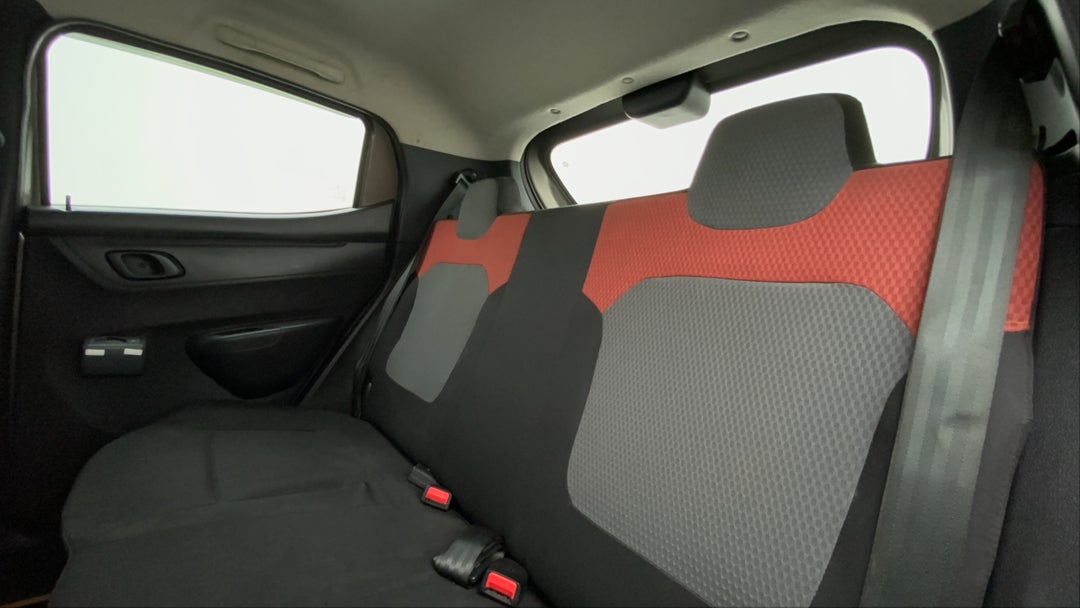 Right Side Rear Door Cabin