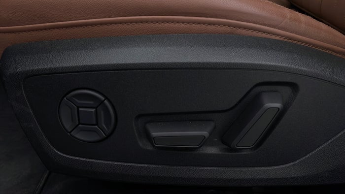 AUDI A6-Driver Side Adjustment Panel