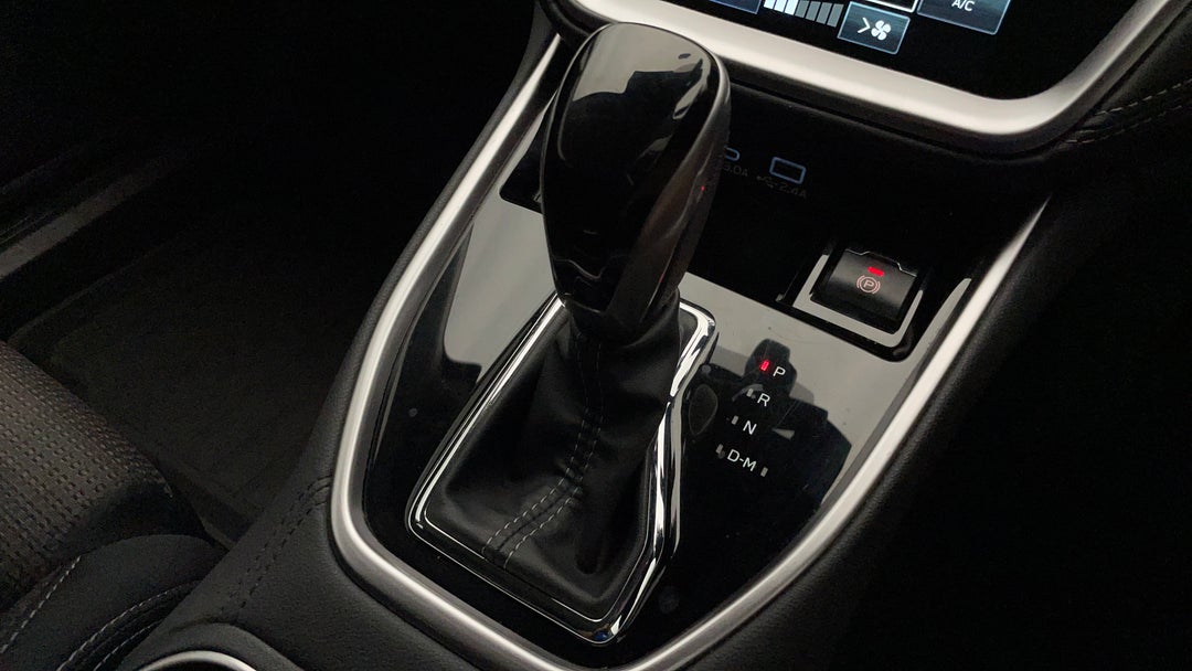 2022 Subaru Outback AWD, Automatic, 43287 km, Gear Lever 