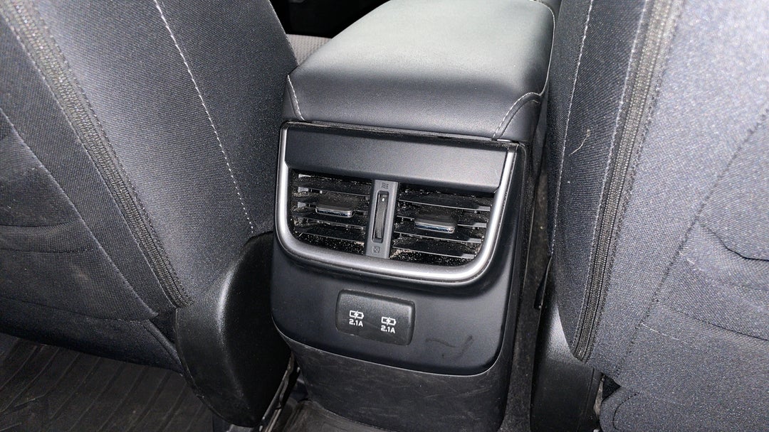 2022 Subaru Outback AWD, Automatic, 43287 km, Rear A/C Vent