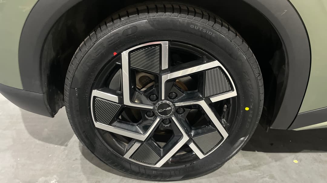 2023 Byd Atto 3 Extended Range, Automatic, 63165 km, Right Rear Wheel