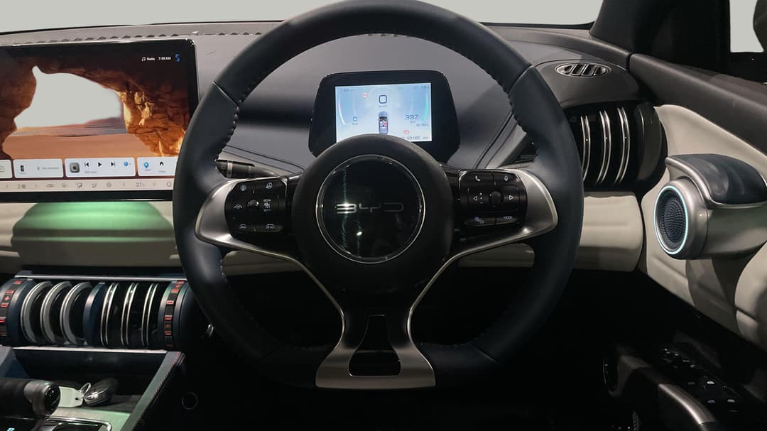 2023 Byd Atto 3 Extended Range, Automatic, 63165 km, Steering Wheel Close-up