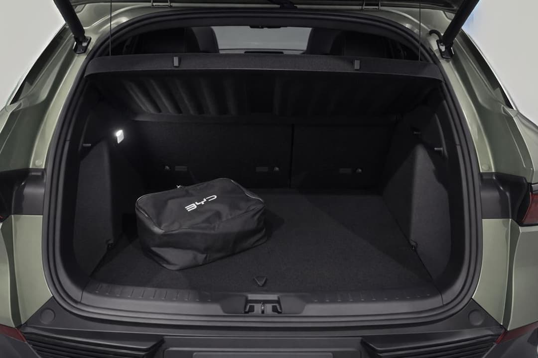 2023 Byd Atto 3 Extended Range, Automatic, 63165 km, Boot Inside View