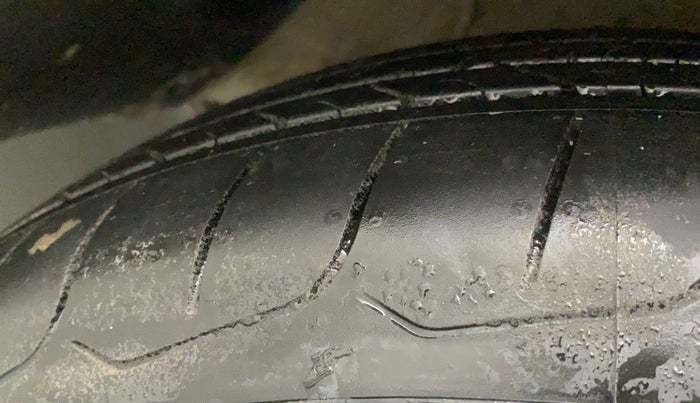 2019 Hyundai Creta E PLUS 1.4 DIESEL, Diesel, Manual, 40,006 km, Right Front Tyre Tread