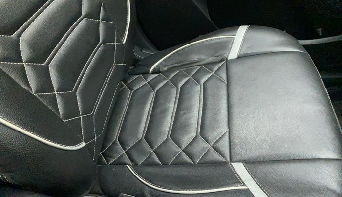 2019 Hyundai Creta E PLUS 1.4 DIESEL, Diesel, Manual, 40,006 km, Front left seat (passenger seat) - Cover slightly torn