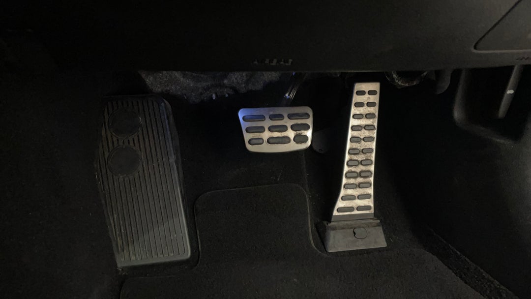 Pedals and Footmat