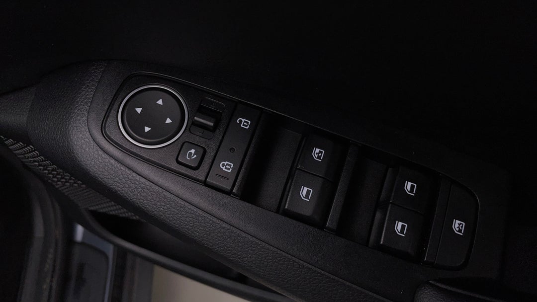 2019 Kia Seltos Gt-line (awd), Automatic, 67077 km, Drivers Side Door Panel Controls