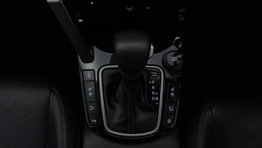 2019 Kia Seltos Gt-line (awd), Automatic, 67077 km, Gear Lever 