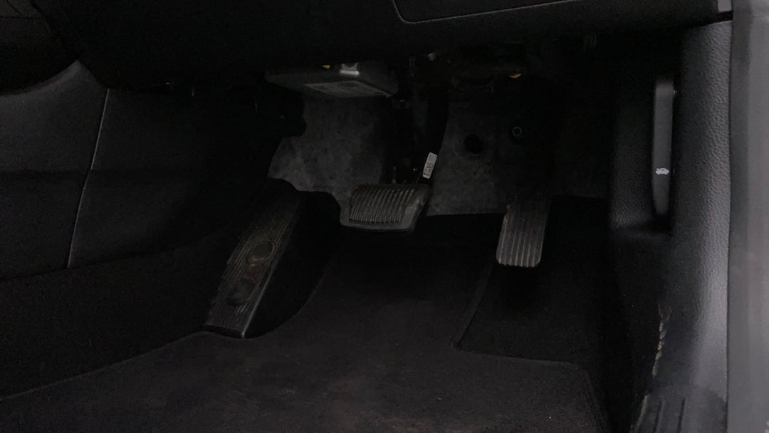 2019 Kia Seltos Gt-line (awd), Automatic, 67077 km, Pedals and Footmat