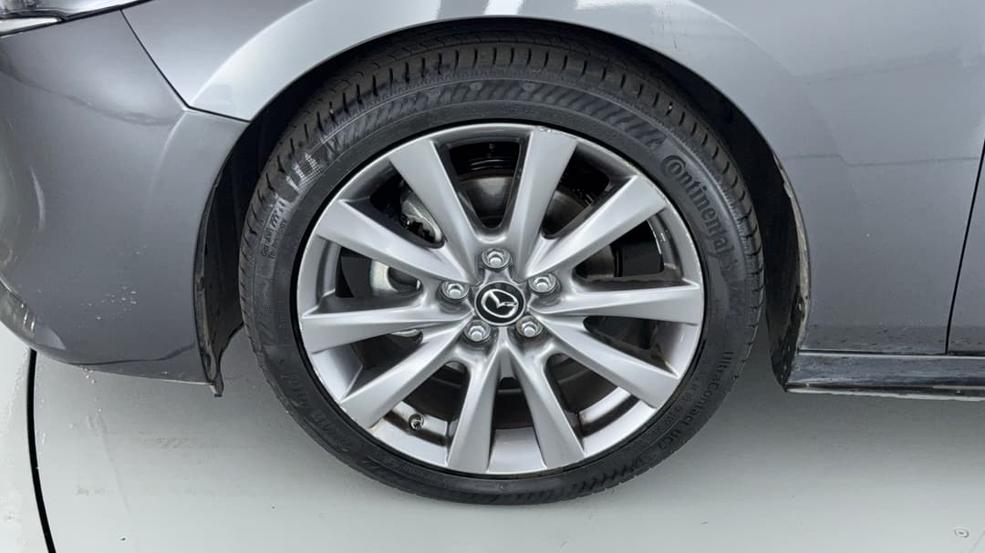 2020 Mazda Mazda3 G25 Evolve, Automatic, 67362 km, Left Front Wheel