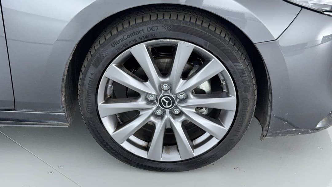 2020 Mazda Mazda3 G25 Evolve, Automatic, 67362 km, Right Front Wheel