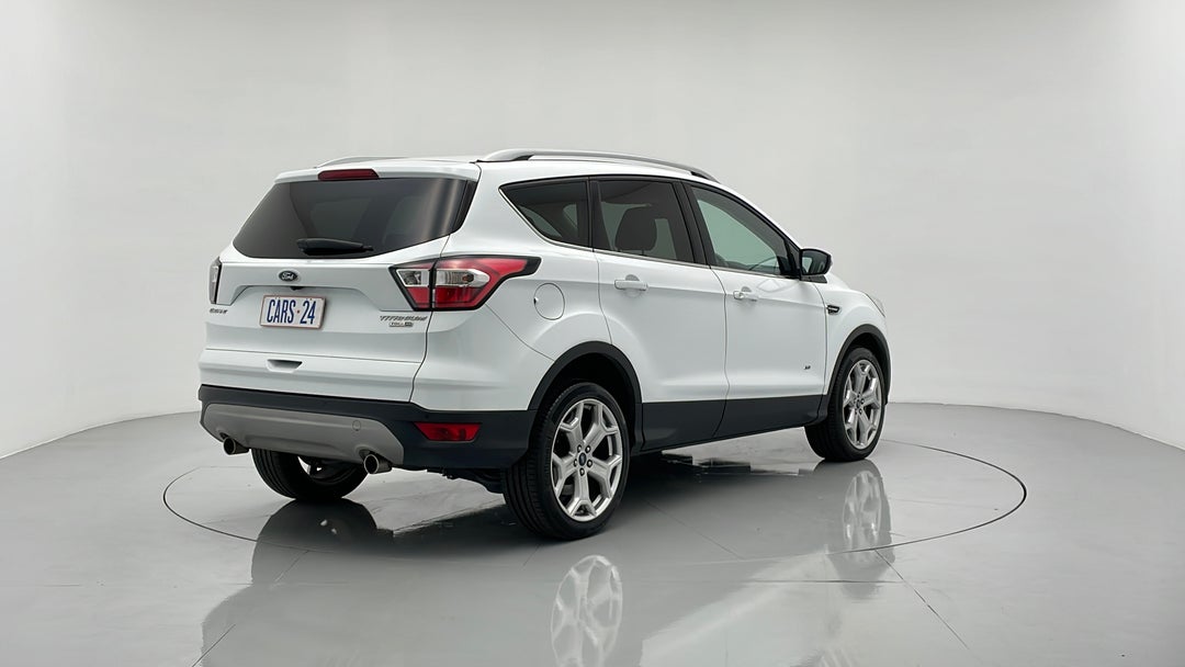 Right Back Diagonal (45- Degree) View