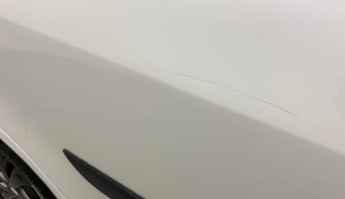 2013 Maruti Swift Dzire VXI, Petrol, Manual, 68,936 km, Right rear door - Minor scratches