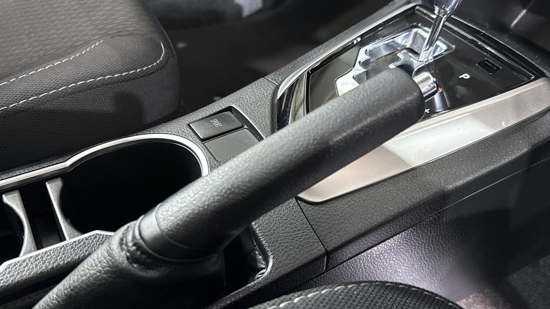 2018 Toyota Corolla Ascent, Automatic, 41986 km, Handbrake