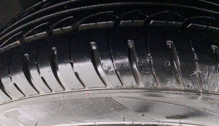 2014 Honda City SV MT DIESEL, Diesel, Manual, 79,974 km, Right Front Tyre Tread