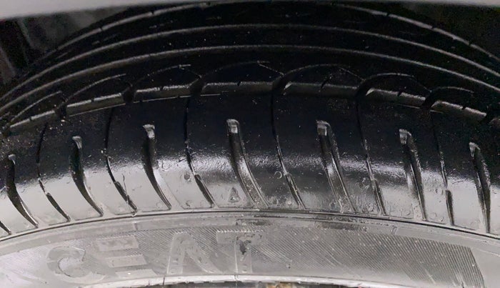 2014 Honda City SV MT DIESEL, Diesel, Manual, 79,974 km, Left Front Tyre Tread