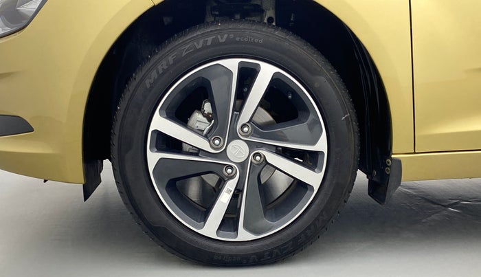 2020 Tata ALTROZ XZ 1.2, Petrol, Manual, 1,165 km, Left Front Wheel