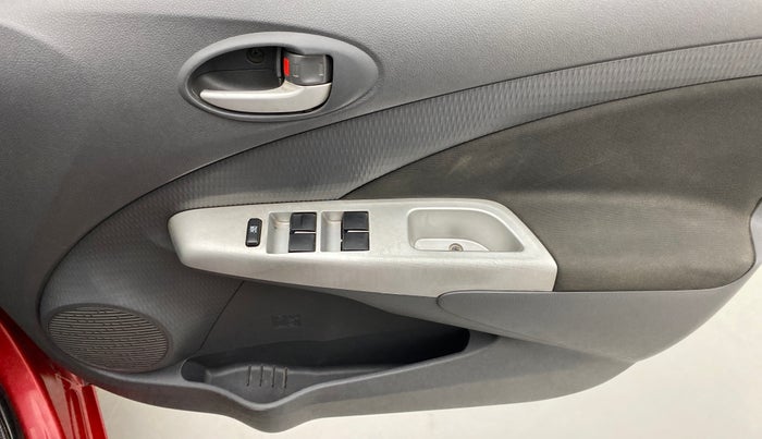2012 Toyota Etios VD, Diesel, Manual, 92,941 km, Driver Side Door Panels Control