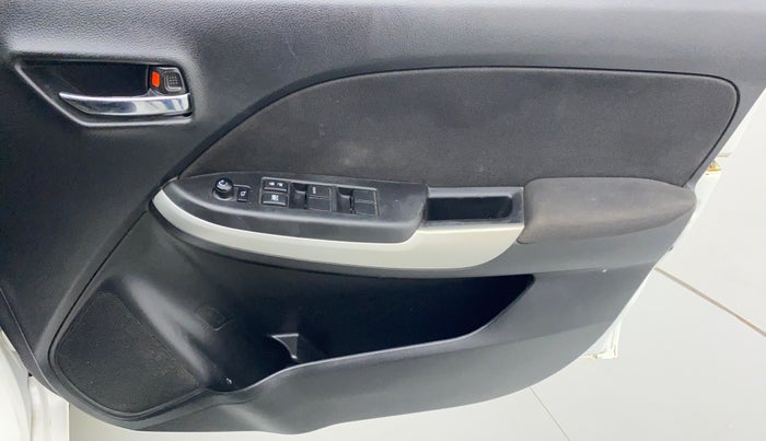 2017 Maruti Baleno DELTA 1.2 K12, Petrol, Manual, 52,241 km, Driver Side Door Panels Controls