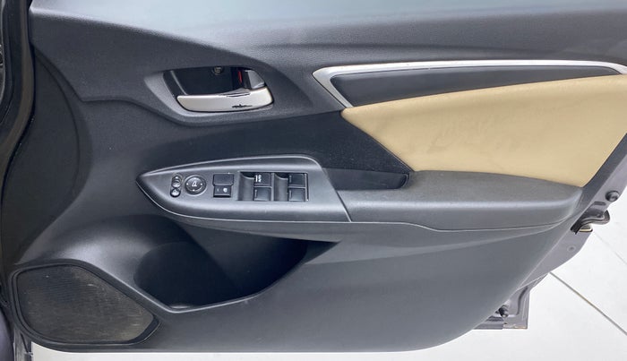 2017 Honda Jazz 1.2 V MT, Petrol, Manual, 80,252 km, Driver Side Door Panels Control