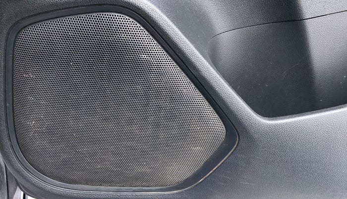 2017 Honda Jazz 1.2 V MT, Petrol, Manual, 80,252 km, Speaker