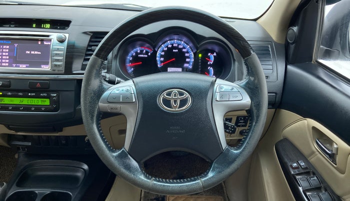 2016 Toyota Fortuner 3.0 AT 4X2, Diesel, Automatic, 1,71,880 km, Steering Wheel Close Up