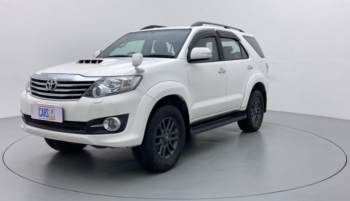 2016 Toyota Fortuner 3.0 AT 4X2, Diesel, Automatic, 1,71,880 km, Left Front Diagonal
