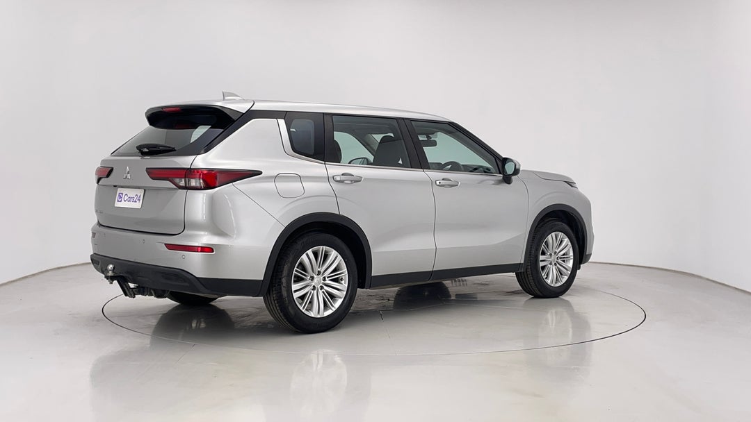 2022 Mitsubishi Outlander Es 5 Seat (2WD), Automatic, 107884 km, Right Back Diagonal (45- Degree) View