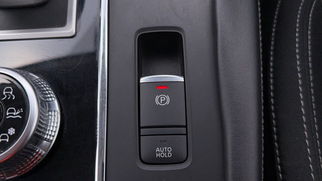 2022 Mitsubishi Outlander Es 5 Seat (2WD), Automatic, 107884 km, Handbrake