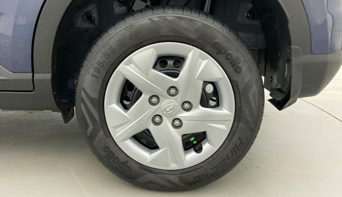 2022 Hyundai VENUE S MT 1.2 KAPPA, Petrol, Manual, 3,149 km, Left Rear Wheel