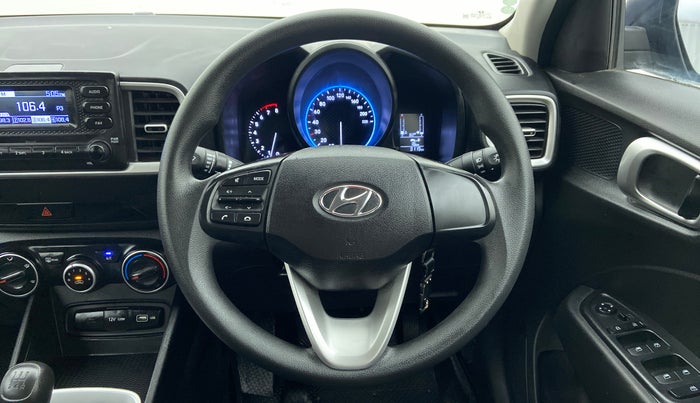 2022 Hyundai VENUE S MT 1.2 KAPPA, Petrol, Manual, 3,149 km, Steering Wheel Close Up